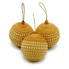 Gold & Natural Christmas Tree Baubles Pack of 3 via Urbankissed