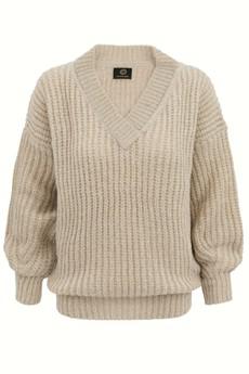 Sweater Victoria Merino Golden Beige via Urbankissed
