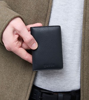 Wilf Vegan Bio-Based Bamboo Bifold Wallet in Black from Votch