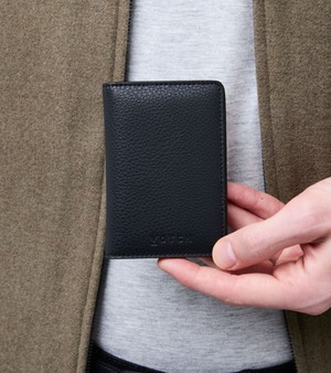 Wilf Vegan Bio-Based Bamboo Bifold Wallet in Black from Votch