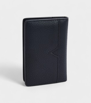 Wilf Vegan Bio-Based Bamboo Bifold Wallet in Black from Votch
