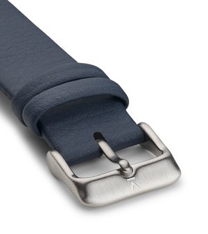 NAVY WITH BRUSHED SILVER BUCKLE | 20MM from Votch