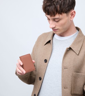 Wilf Vegan Bio-Based Bamboo Bifold Wallet in Brown from Votch