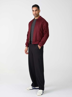 Bruno Wendejacke rosie/wine from Yahmo